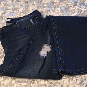 Kensie distressed mid rise skinny jeans